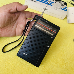库存为使用 三洋RP-5060K 黑色经典款收音机 可用可收藏 品质好