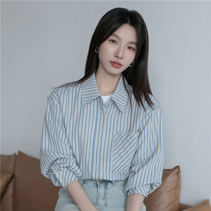 法式条纹长袖衬衫女2025春夏款设计感慵懒宽松小个子衬衣叠穿上衣