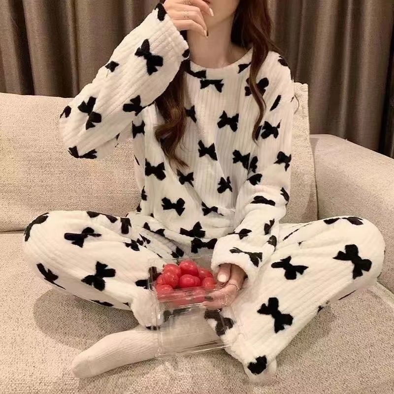 严选蝴蝶结暖暖套装女2025秋冬保暖珊瑚绒睡衣加绒加厚女士