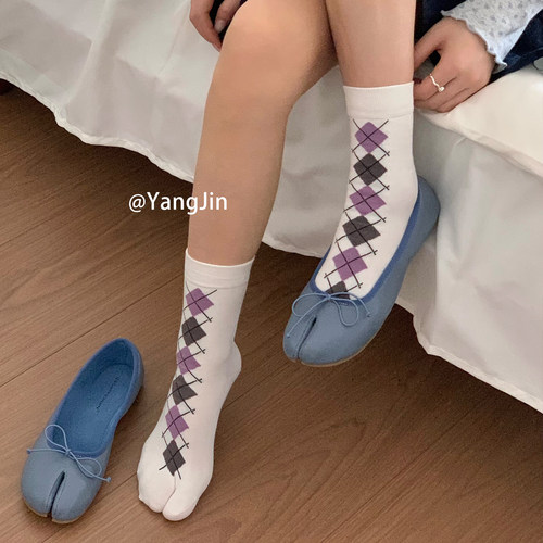 菱格纹分趾袜女秋季冬无骨中筒袜日系复古二趾袜百搭tabi分趾鞋袜