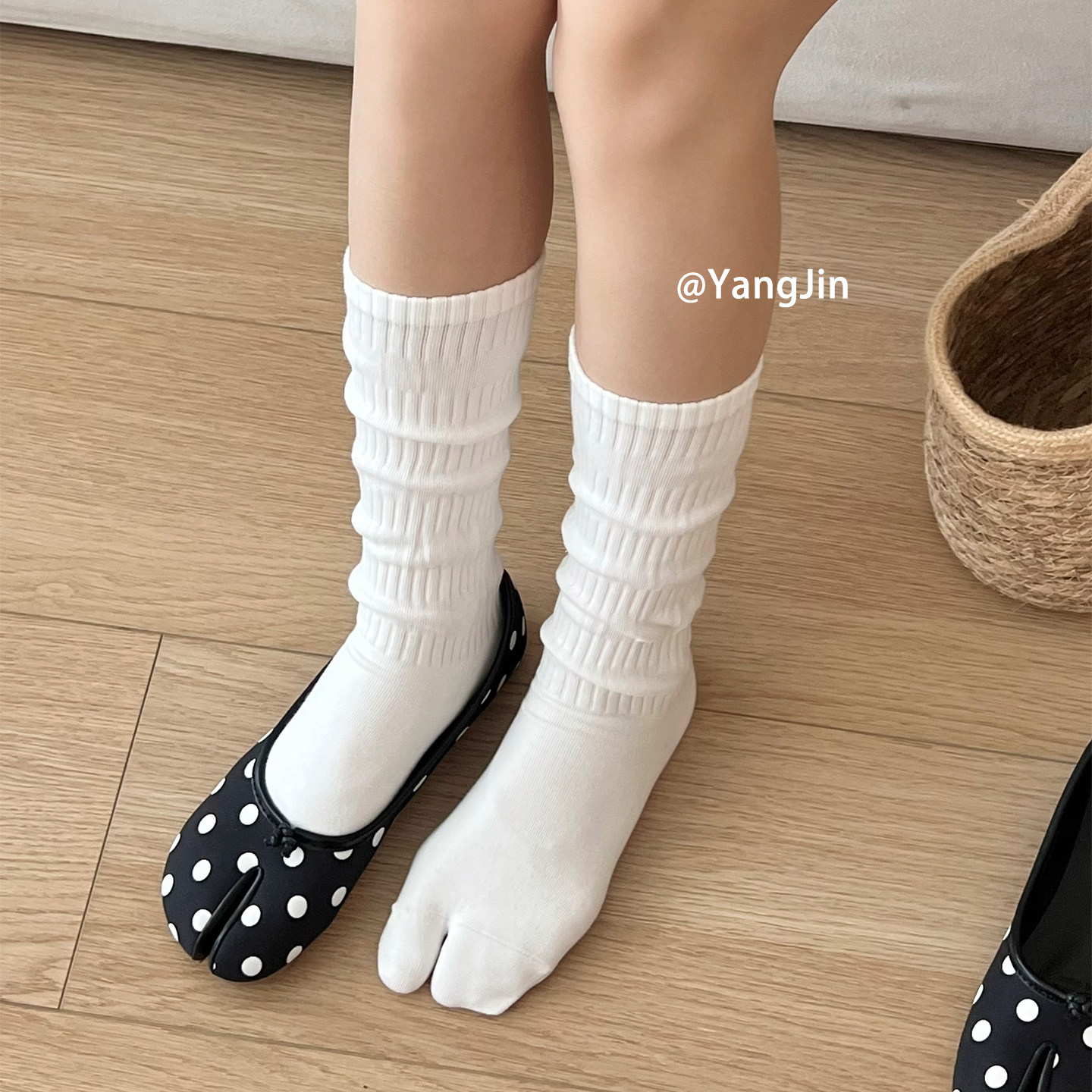 纯色无骨堆堆分趾袜简约韩风ins款中筒二趾袜女袜小众tabi棉袜