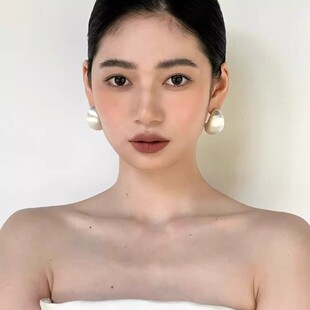 银色拉丝水滴耳钉女2026新款高级感耳环法式复古夸张宽面耳饰耳夹