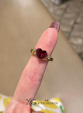 爆闪玫红色爱心戒指女2025新款