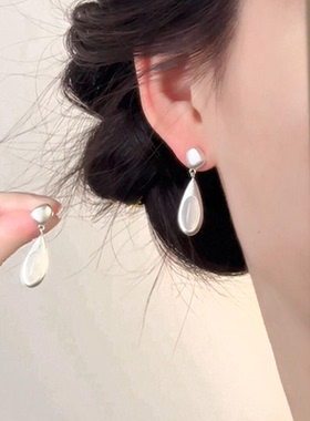 清冷感哑光水滴耳钉女轻奢小众