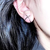 四芒星耳钉女2025新款 冷淡风甜酷小众设计高级感耳环独特气质耳饰