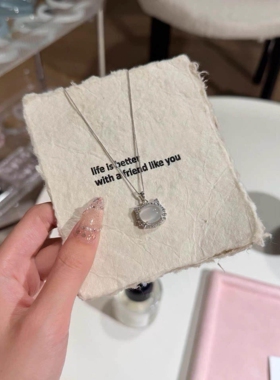 可爱小猫吊坠项链女小众设计颈链