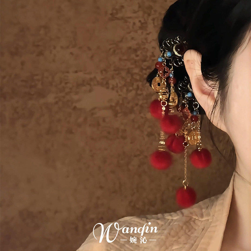 新中式铜钱毛球流苏发簪女本命年新年氛围感古风盘发红色侧边发饰,饰品/流行首饰/时尚饰品新,发饰,淘宝优惠券,粉丝福利购,淘宝优惠卷