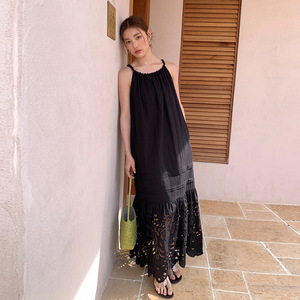 FONE 黑色吊带连衣裙女春夏镂空刺绣拼接海边氛围感叠穿内搭长裙