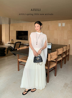 爱西里2026春季雾轻云薄气质高级感优雅斗篷式纯色设计感显瘦上衣