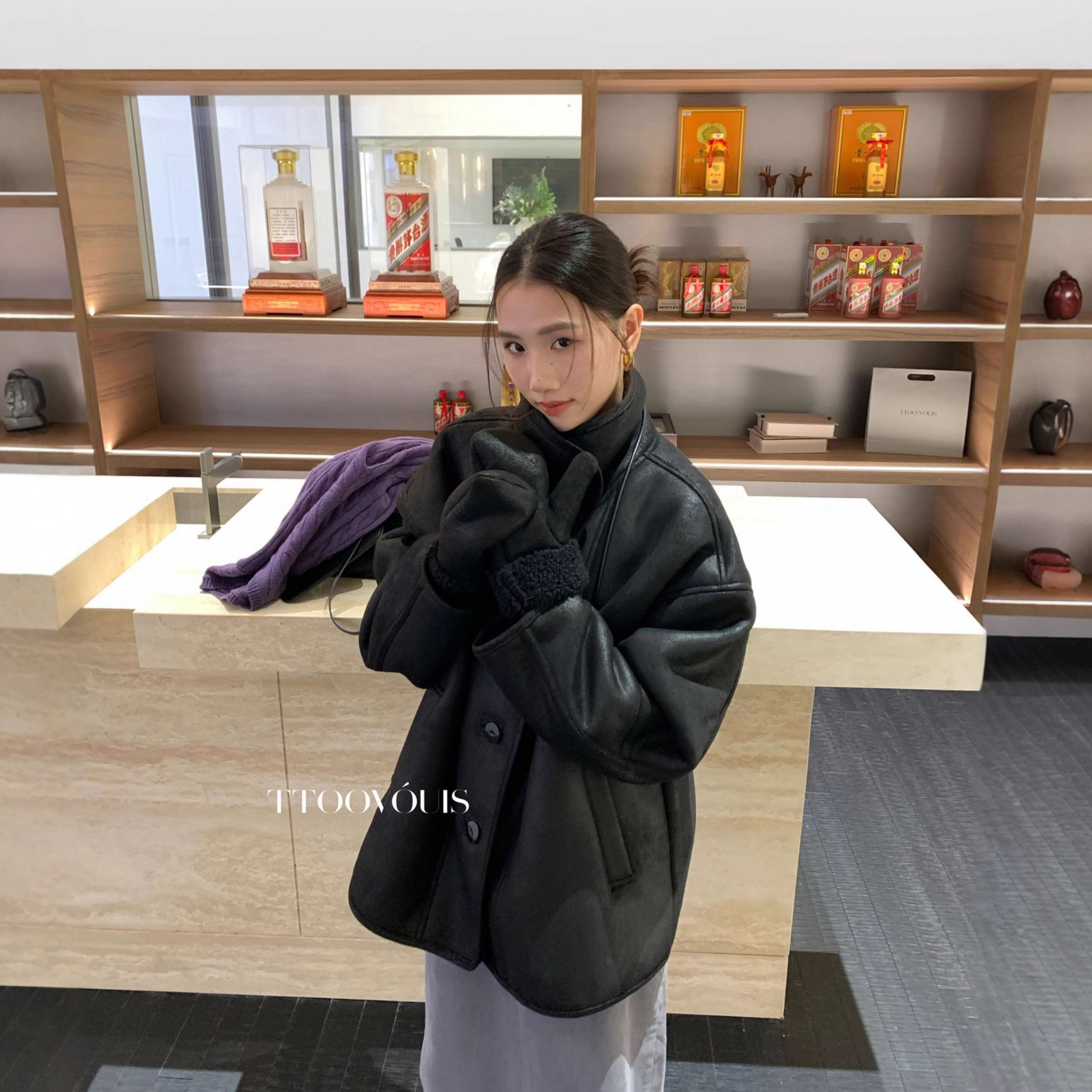 TTOO VOUIS冬季2397保暖加厚仿羊羔毛皮毛一体机车服中长款外套女