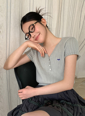 MOXI 2026春季新款韩系港味撞色小飞袖针织衫短袖女减龄刺绣上衣