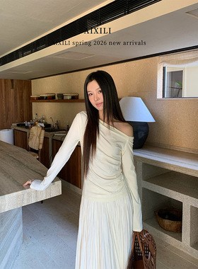 爱西里2026春季气质高级感重工钉珠斜肩针织衫长袖显瘦通勤上衣女