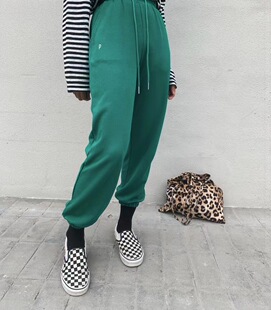 特价清仓不退换ONESEVEN高腰直筒绿色字母刺绣九分运动哈伦裤卫裤