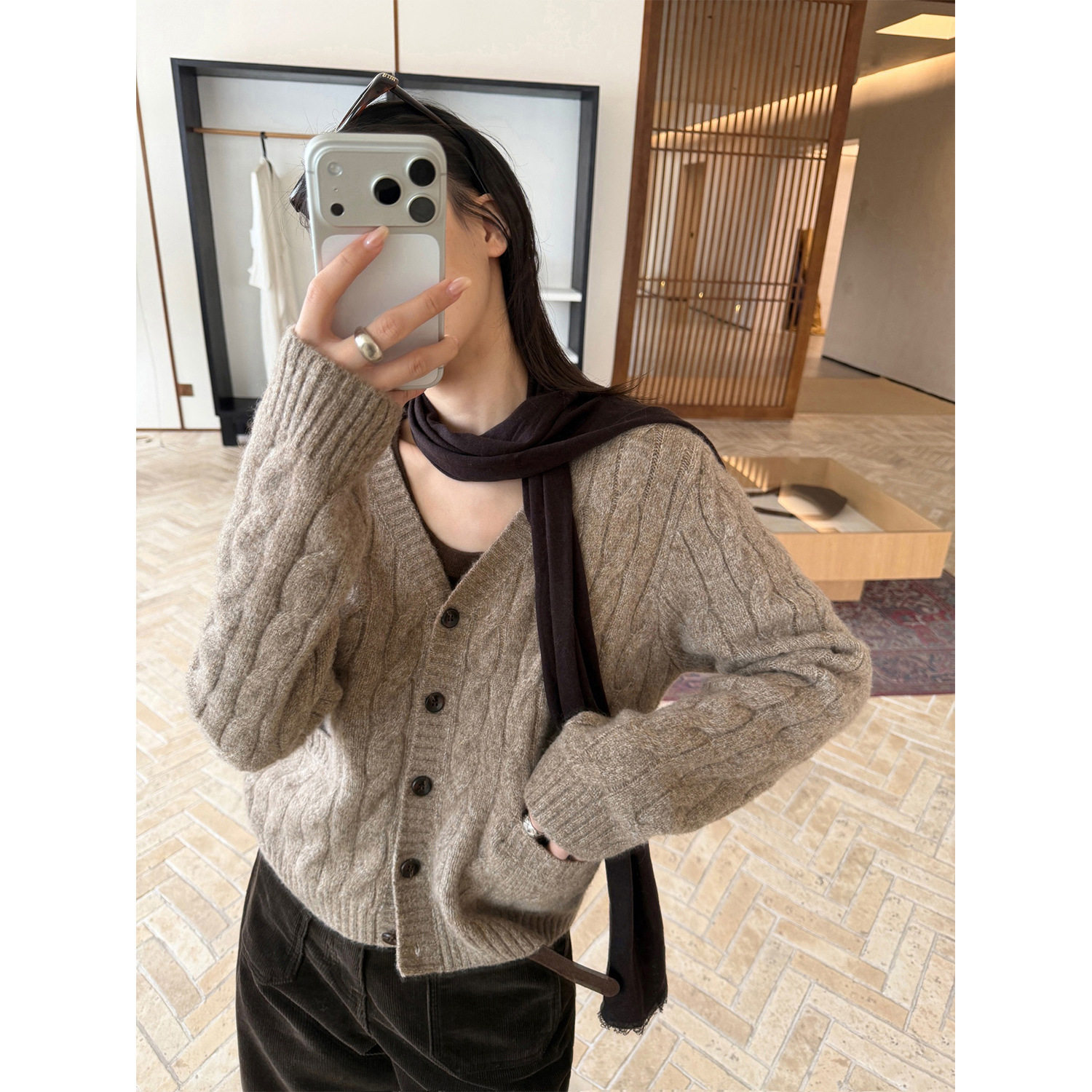 2026冬新款柔软毛绒感毛衣女