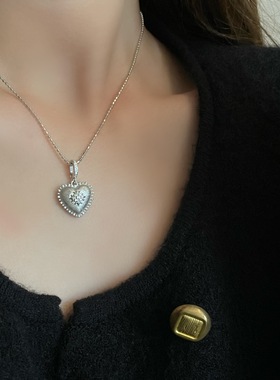 S925纯银复古爱心吊坠法式轻奢