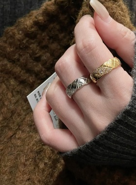 S925银小香风微镶钻菱格戒指