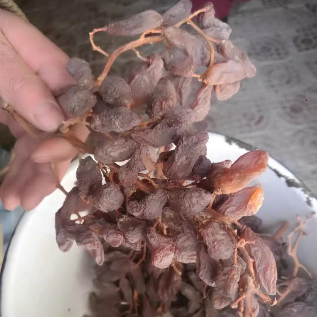 精品新疆红香妃葡萄干玫瑰香500G大颗粒风干特产