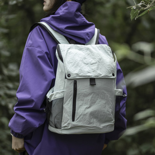 轻便运动登山包徒步双肩包