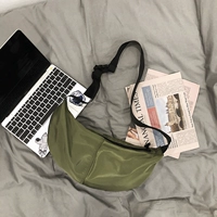 Зеленый, маленький