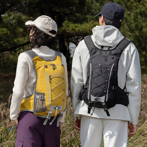 轻量化登山双肩包旅行背包