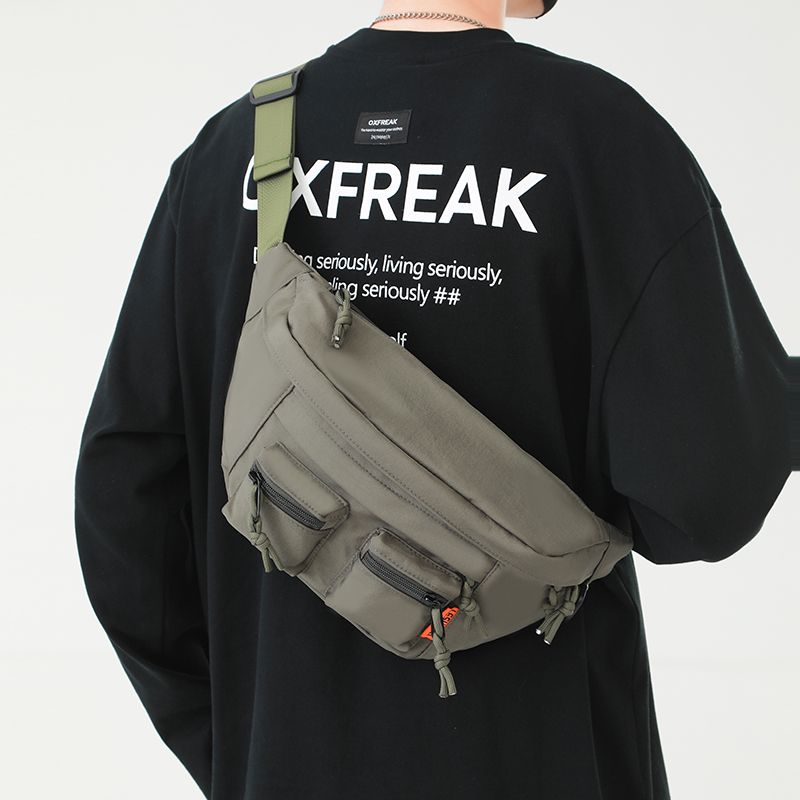 潮牌胸包工装运动斜挎包