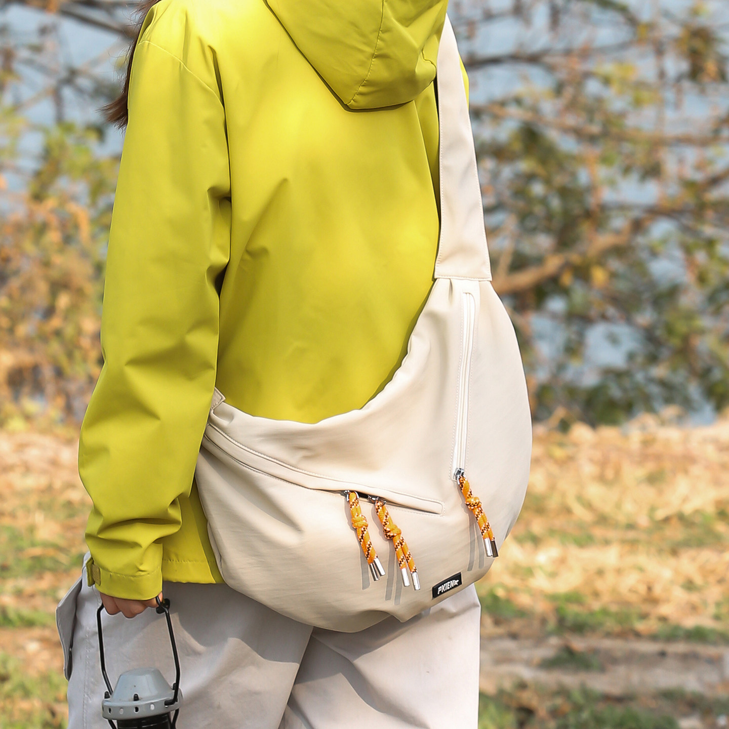 大容量斜挎包男轻便通勤饺子包原创潮牌户外骑行背包女休闲单肩包,箱包皮具/热销女包/男包,男士包袋,淘宝优惠券,粉丝福利购,淘宝优惠卷