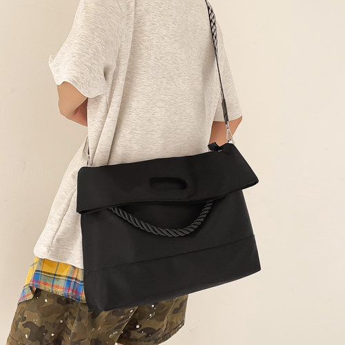 男包托特包休闲通勤斜挎包