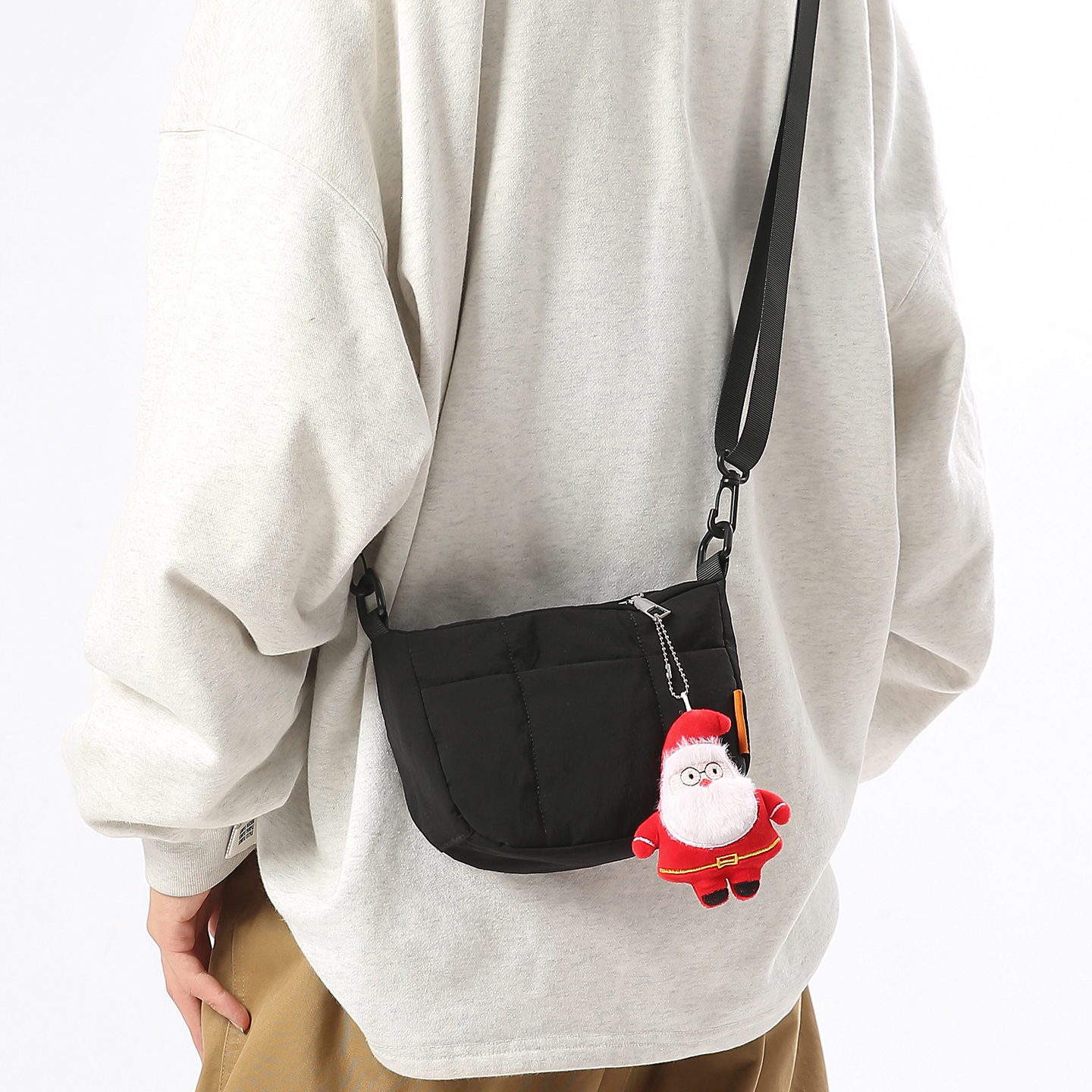 轻便休闲斜挎包通勤饺子包