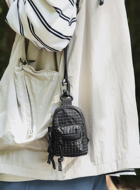 迷你挂脖包男女潮牌背包挂包斜挎包户外便携小背包mini零钱耳机包