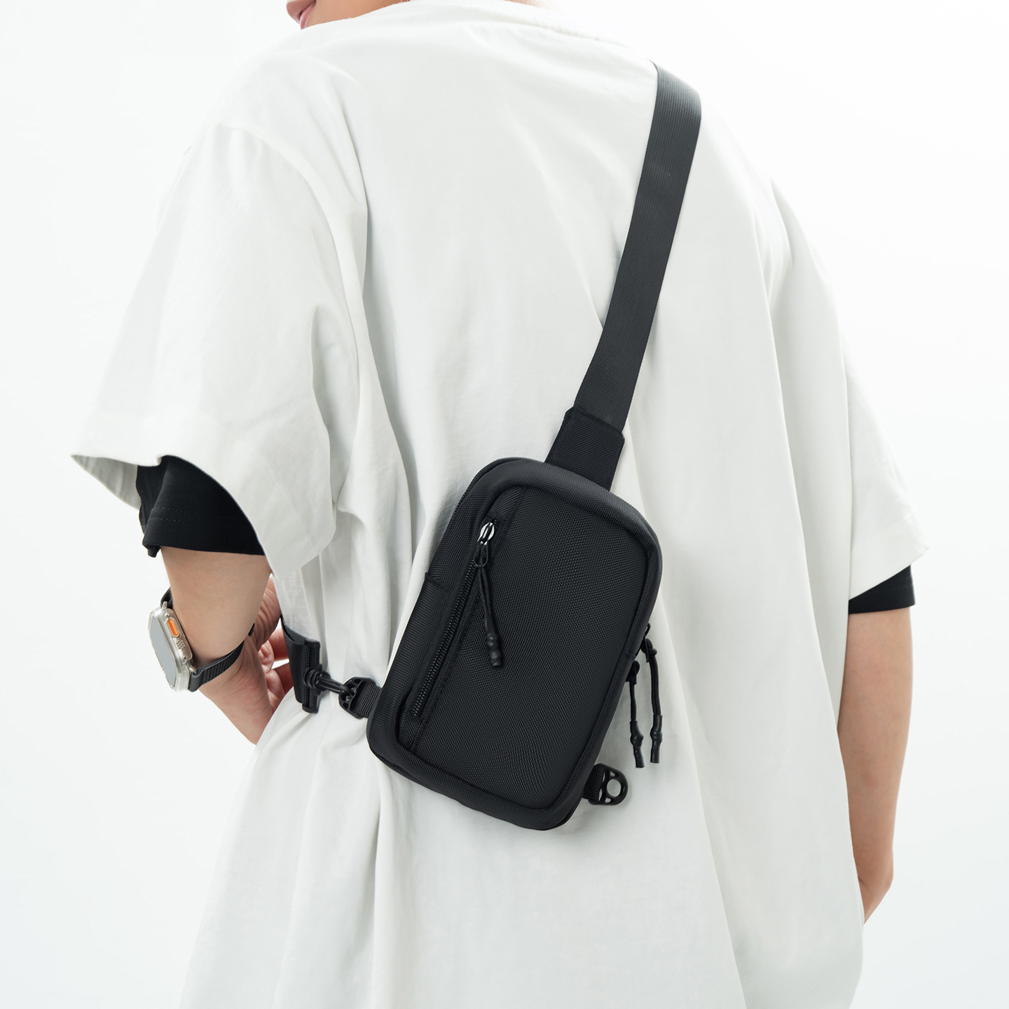 潮牌通勤胸包迷你骑行腰包