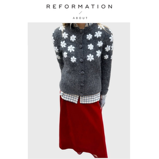 Reformation手工钩织开衫 About 灰色立体花朵短针织衫 现货