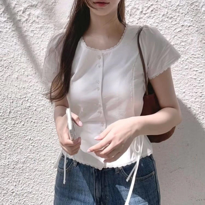 今年流行的短袖短款衬衫气质夏季女装独特超好看漂亮上衣2025新款