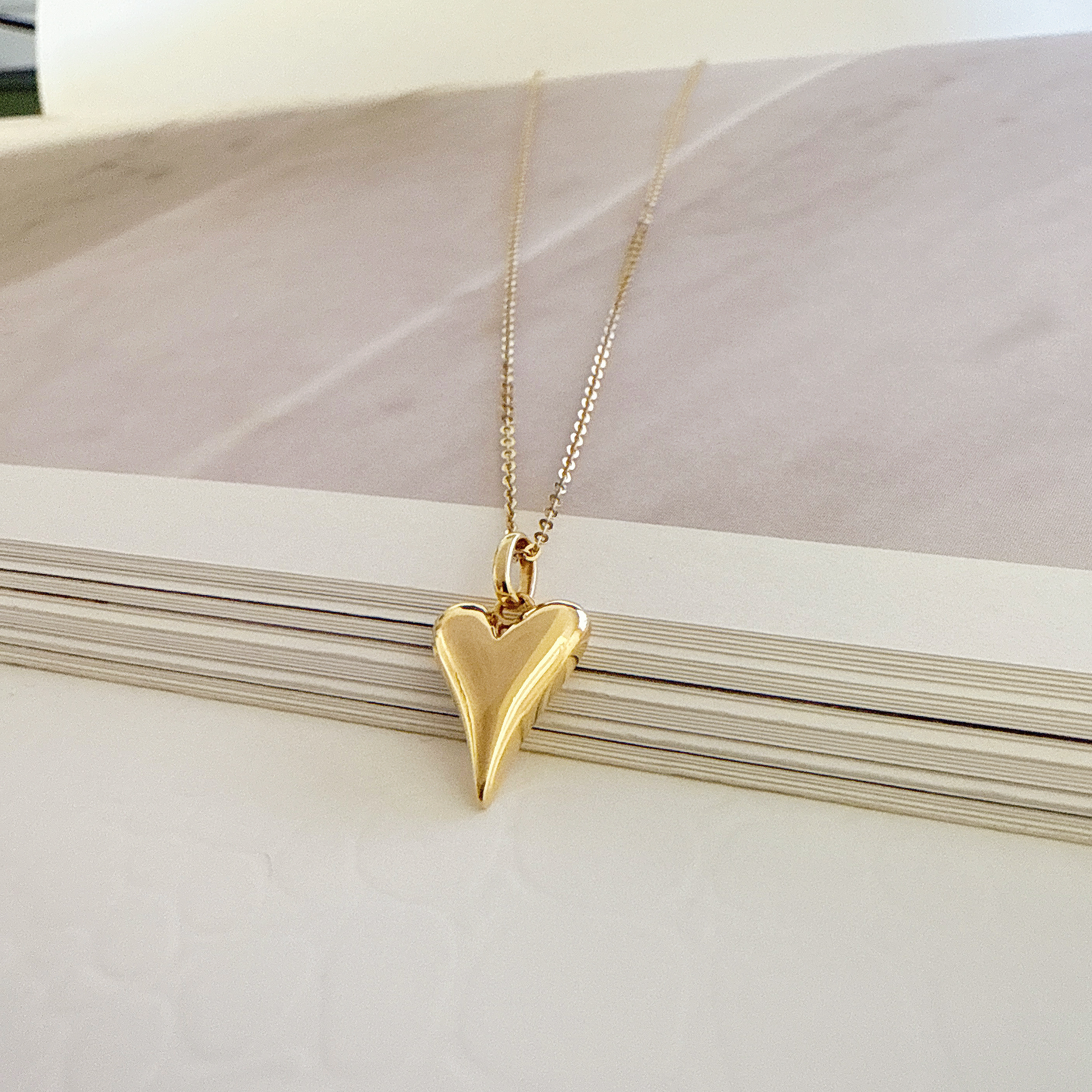 通体14K纯金饱满爱心吊坠女款黄金心形吊坠锁骨链简约百搭颈链