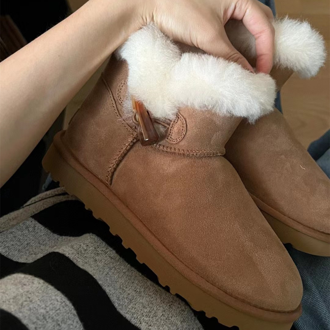 河南桑坡雪地靴棉鞋女士羊皮毛一体保暖休闲平底一脚蹬牛角扣