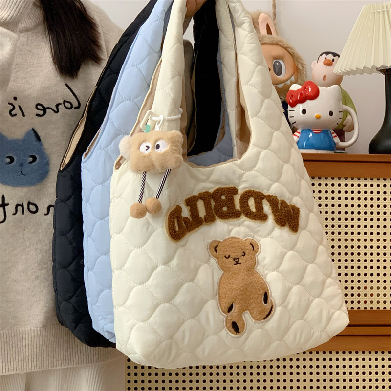 可爱卡通夹棉绗缝背心包学生上课大容量刺绣托特包女百搭软糯布袋,箱包皮具/热销女包/男包,托特包,淘宝优惠券,粉丝福利购,淘宝优惠卷