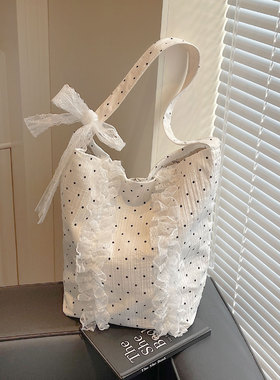 原创小众蕾丝帆布包包女花边设计韩系少女托特包大容量时尚单肩包