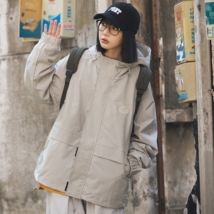 2024春季新款男装日系大口袋连帽工装外套纯色宽松夹克JK300-F145,欧美派的穿搭图片