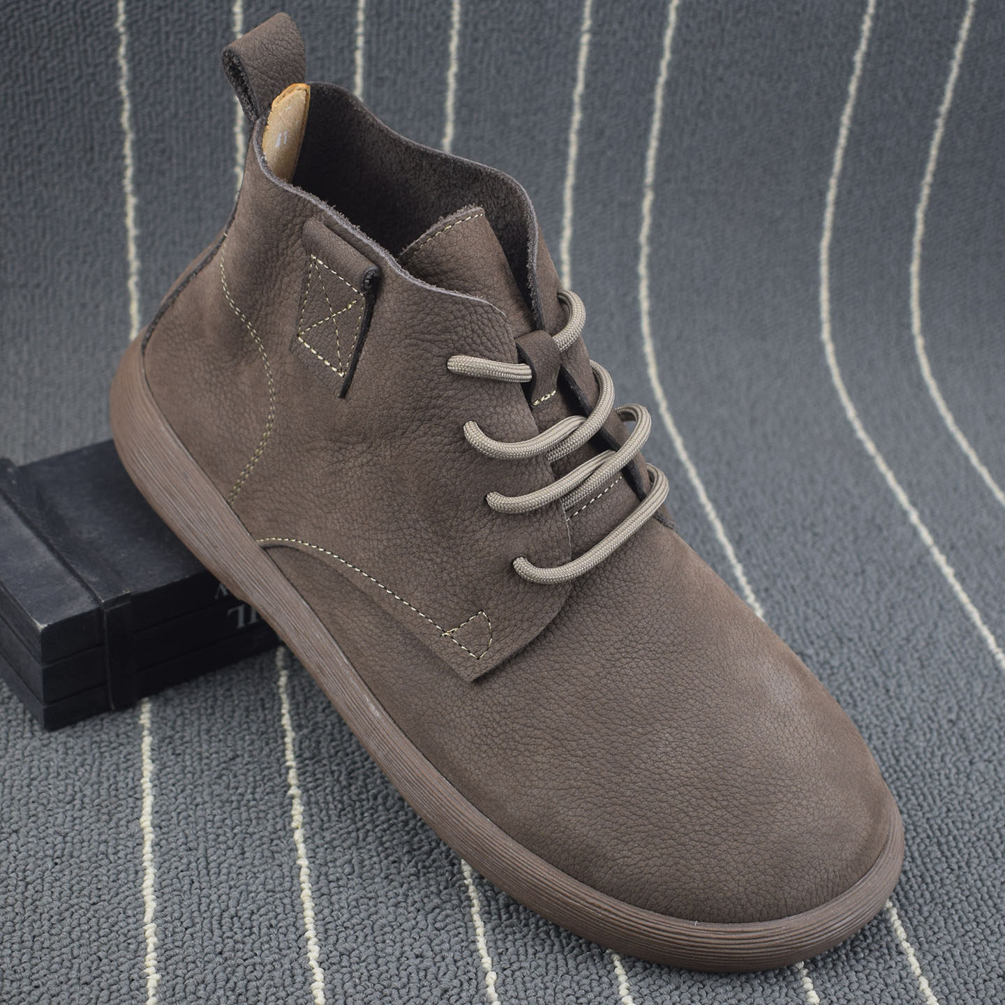 外贸头层牛皮马丁靴男款真皮复古磨砂皮圆头系带软底软面中帮男鞋