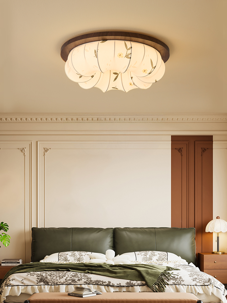 中世纪风格卧室吸顶灯，覆古胡桃色Wabi-Sabi风格全光谱护眼气氛