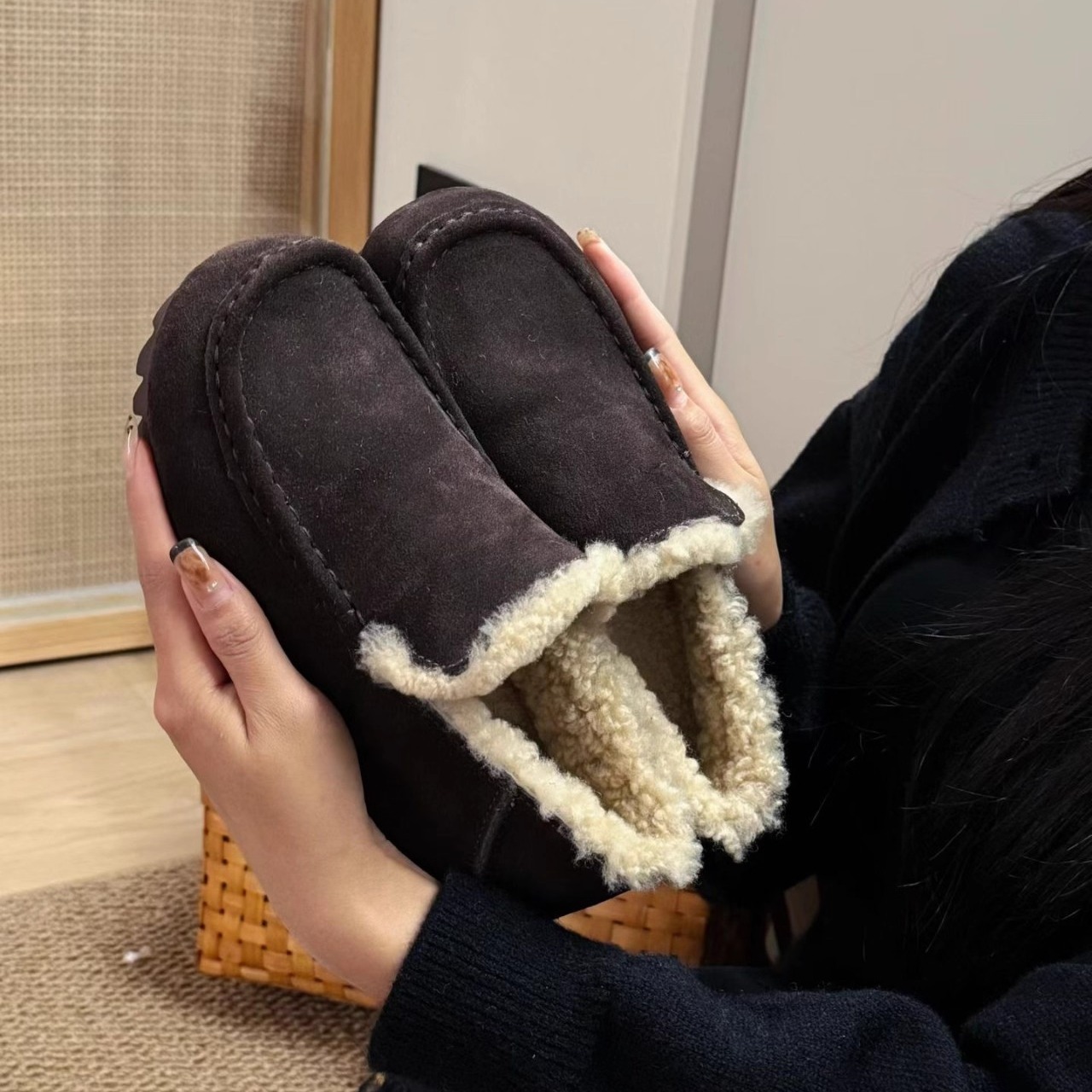 艾模儿毛毛鞋温暖加绒豆豆鞋一脚蹬毛毛鞋25冬款女鞋耐磨气质潮鞋