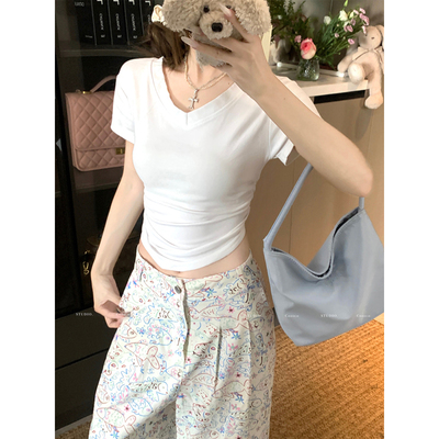 v领正肩白色t恤女短袖夏季修身短款独特绝美漂亮夏日巨好看的上衣