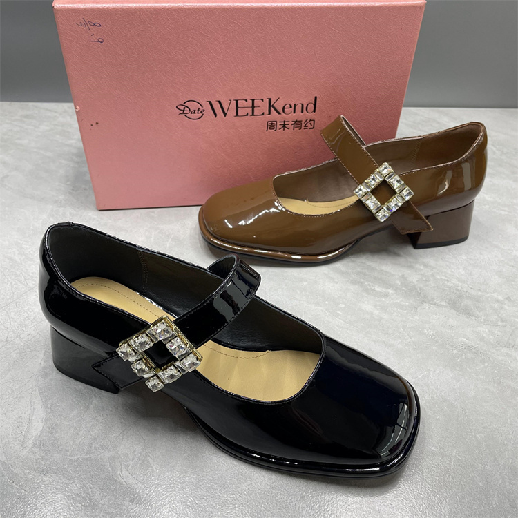 其他粗跟魔术贴水钻玛丽珍单鞋