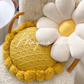 M.life 北欧沙发客厅网红针织抱枕白色花朵靠枕床头靠垫 Blooms