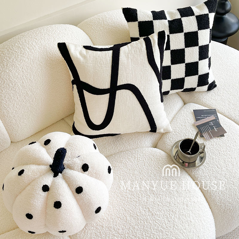 M.life网红ins风可爱抱枕靠垫