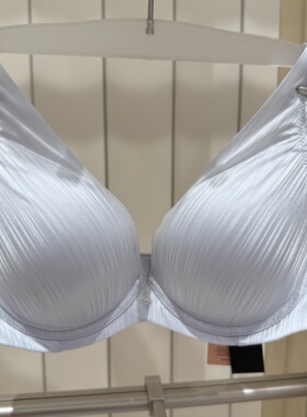 专柜直邮LC11ZM1兰卡文几何妙想春夏光面3/4中厚杯小胸聚拢文胸