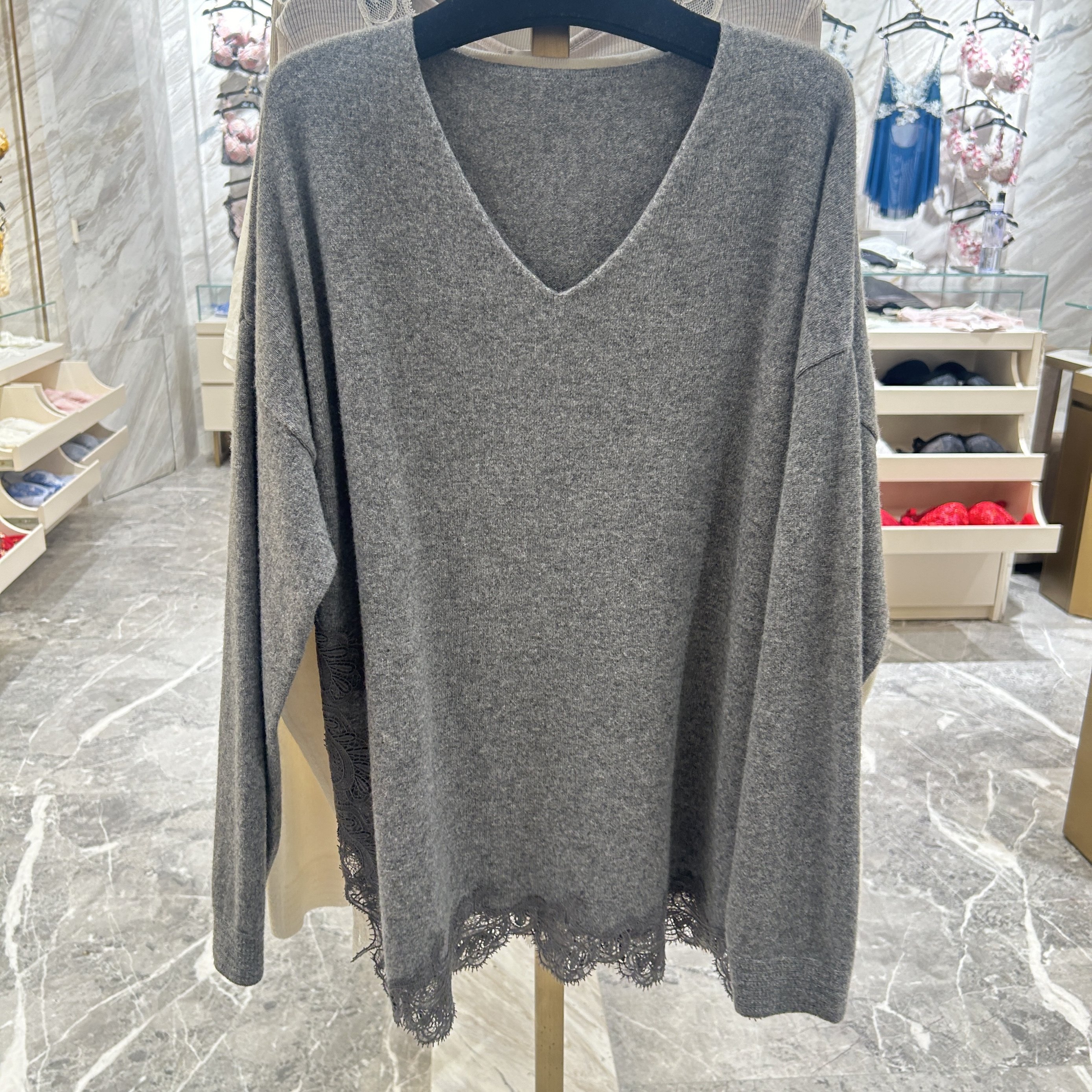 新品Salute 华歌尔高端LV62M4 山羊绒保暖上衣 可外穿 3280