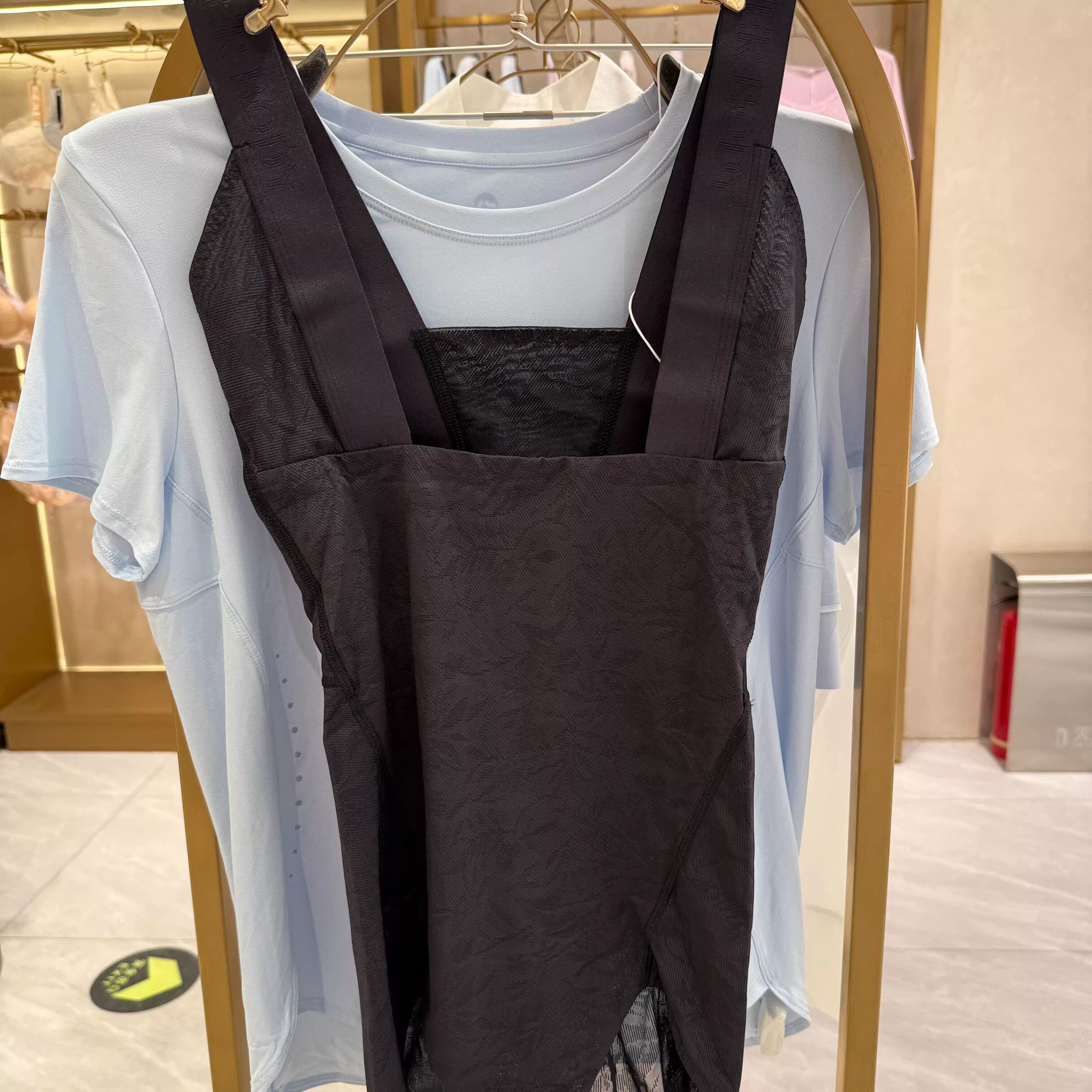 AD350221爱慕夏季收腹提臀凉感随型连体平角塑身衣1699