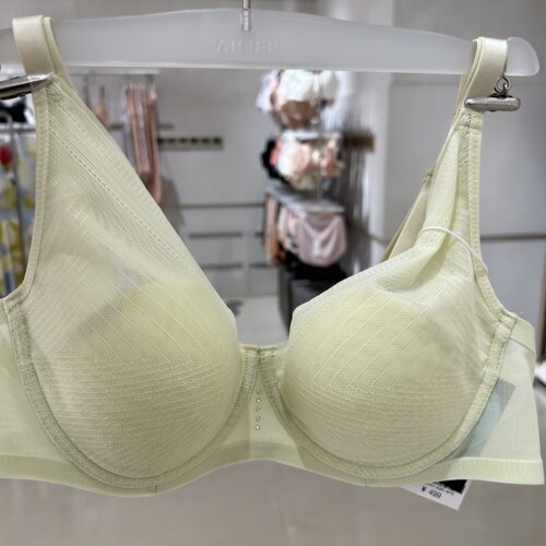 AM11A741爱慕25春夏净痕3/4软托大胸显小蕾丝轻薄透气文胸吊牌499