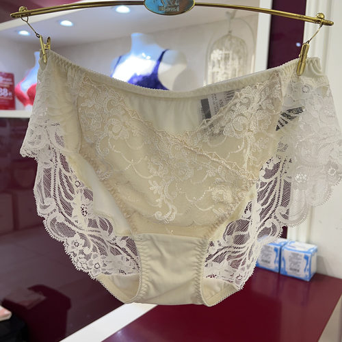 Salute 莎露特 LP3512 女士刺绣中腰三角内裤 配LB1512/1522 580