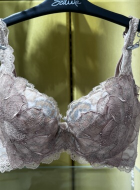 SALUTE莎露特LB3327 20秋冬经典舞会女王聚拢侧宽边文胸1680